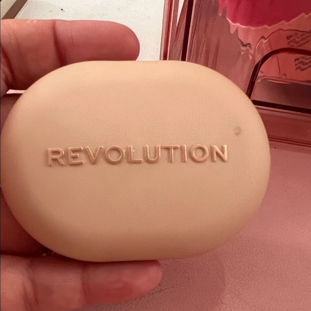 Revolution powder pops